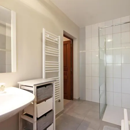 Maison Lumineuse Avec Jardin Clos Et Terrasse Pour 9 Pers. Pres Foret D'ecouves - Fr-1-497-16