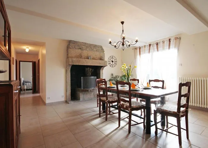 Maison Lumineuse Avec Jardin Clos Et Terrasse Pour 9 Pers. Pres Foret D'ecouves - Fr-1-497-16 Rouperroux